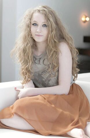 File:Etaine.jpg