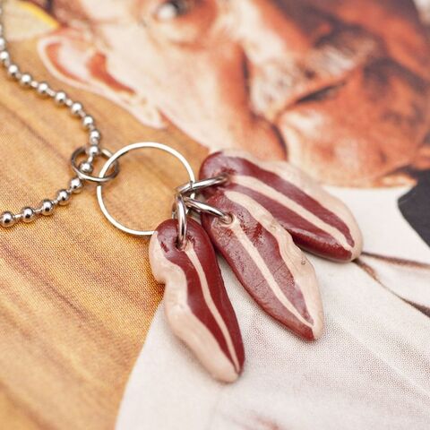 File:3PieceBaconNecklace.jpg