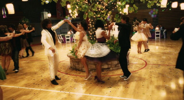 File:Hsm-3-disneyscreencaps.com-10259.jpg