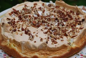 Merengue layered cake