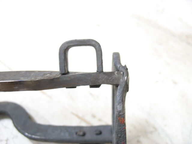 File:Do not punch rings with the field frame bar.jpg