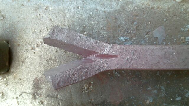 File:Forging the claw - method 3 - 05.jpg
