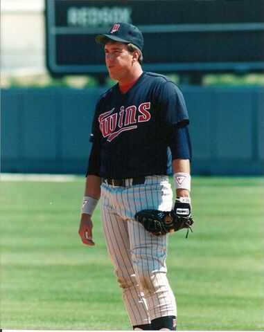 File:Kent Hrbek.jpg