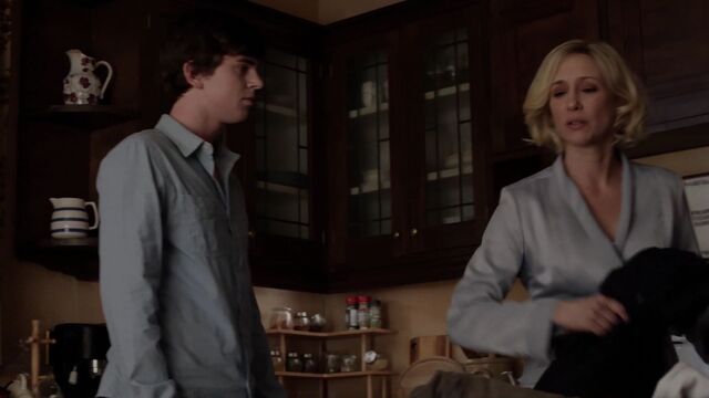 File:BatesMotel206-0073.jpeg