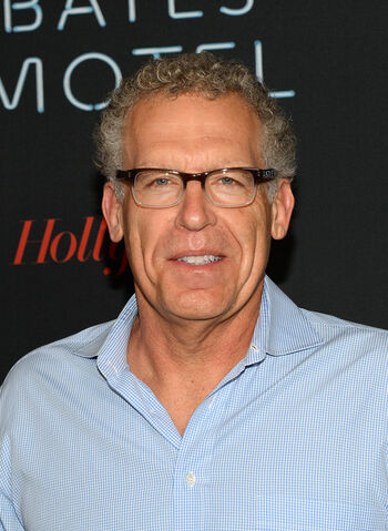 File:CarltonCuse.jpg