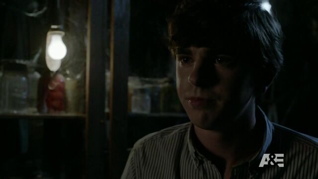 File:ShadowofaDoubtS2EP2 11.jpg
