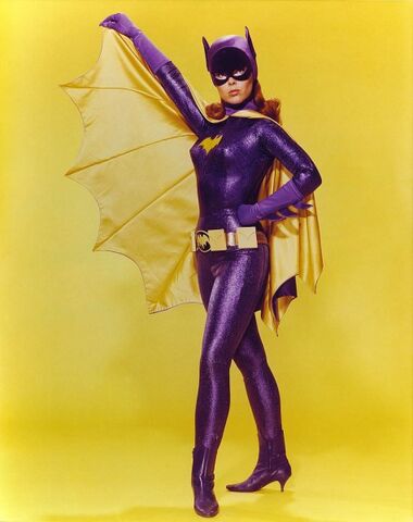 File:Yvonne-Craig-Batgirl-image-2-475x600.jpg