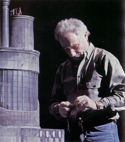 File:1989BehindtheScenes16.jpg