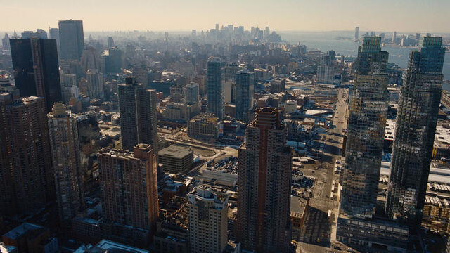 File:Tdkr 33.jpg