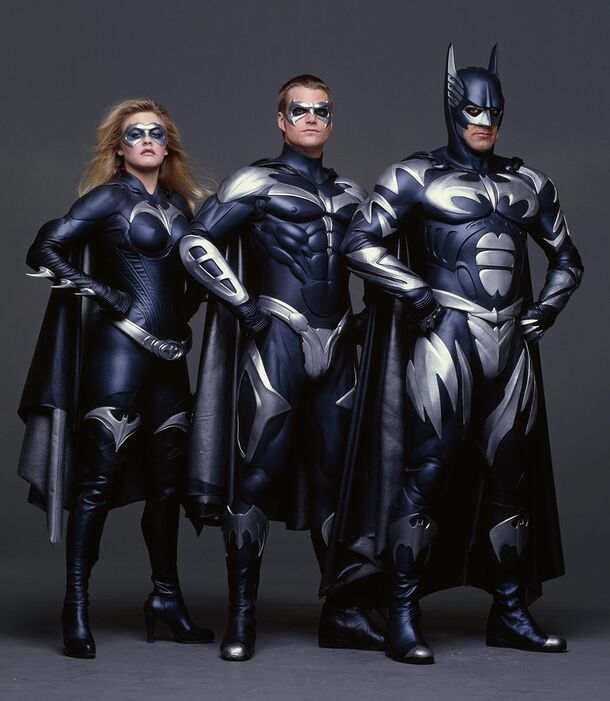 File:BatmanRobinGroup1.jpg