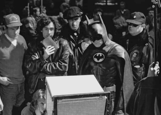 File:Keaton and Burton backstage 10.jpg