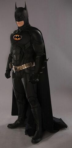 File:Keaton styled dark knight batsuit by kal el4-d4jt7yl.jpg