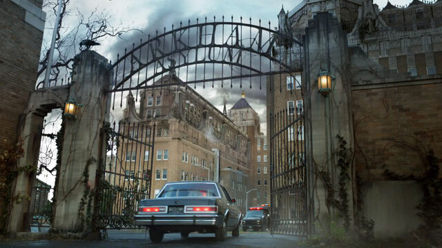 File:Gotham-arkham-asylum12.jpg