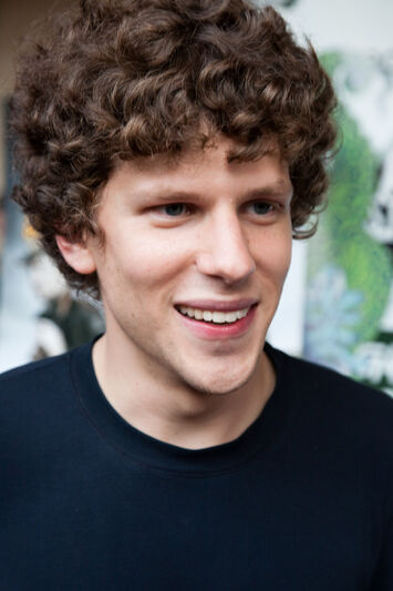 File:Batman v Superman - Jesse Eisenberg.jpg