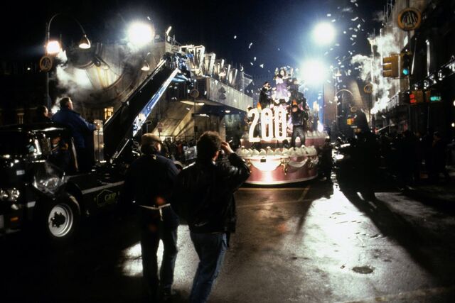 File:Paradeshoot.jpg