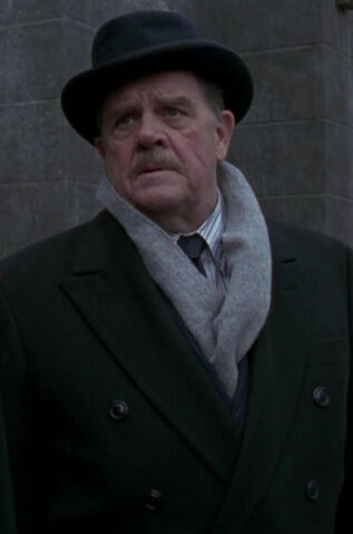 File:Jim Gordon.jpg