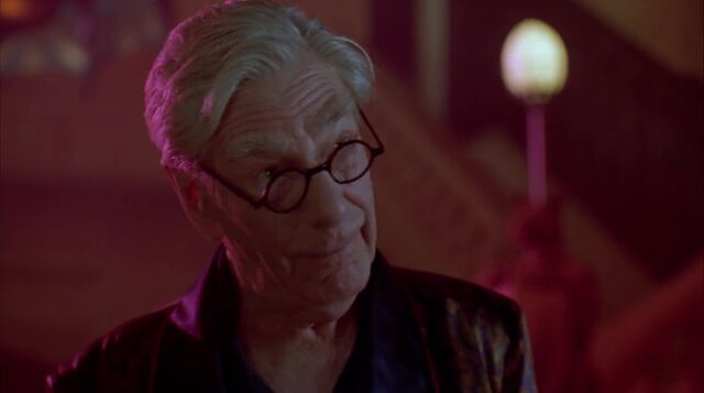 File:Alfred-pennyworth-in-batman.jpg