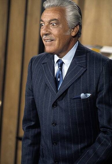 File:Cesar Romero.jpg
