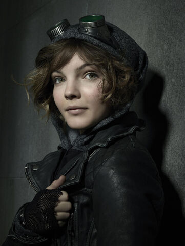 File:SelinaKyle-Gotham3.jpg