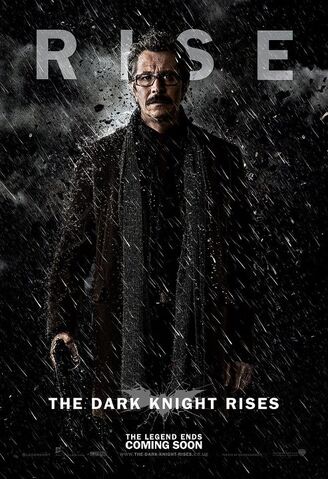 Archivo:Dkr-commissioner-gordon-poster.jpg