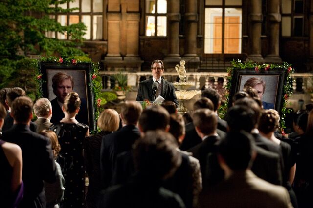 File:TDKR-Dentday-Gordon.jpg
