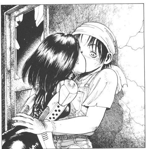 File:Gally and Hugo kiss.jpg