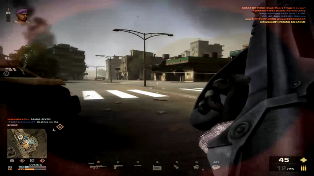 File:P4F FAMAS Reload.png