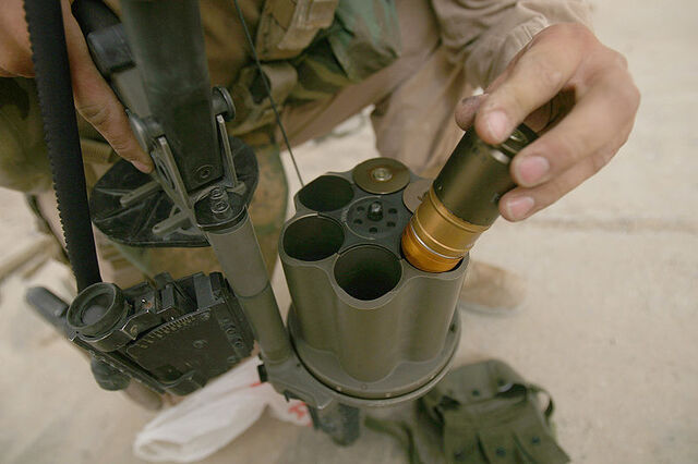File:800px-M32 Grenade Loading.jpg