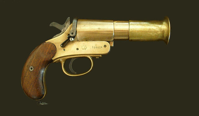 File:WW1 Flare Gun IRL.jpg