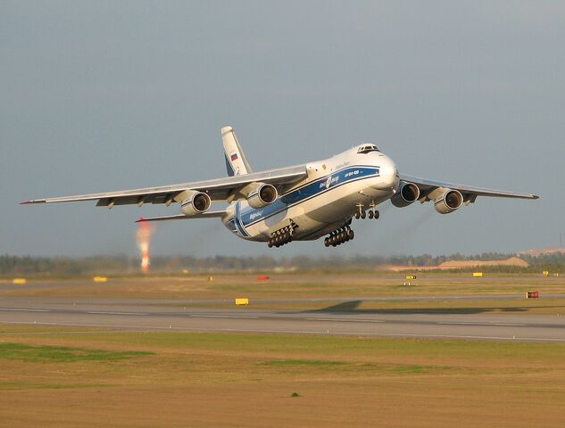 File:Antonov An-124 EFHK.jpg