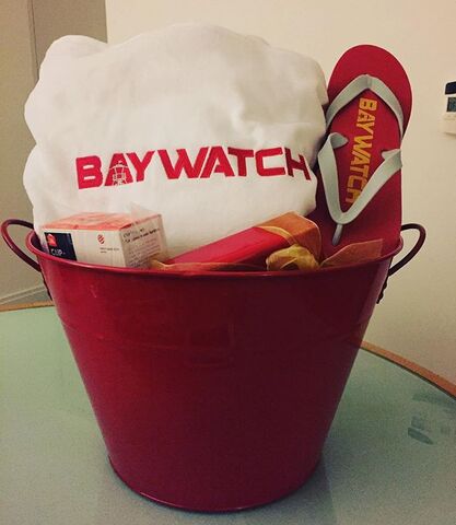 File:Set Gift Basket.jpg