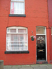 220px-12ArnoldGrove.jpg