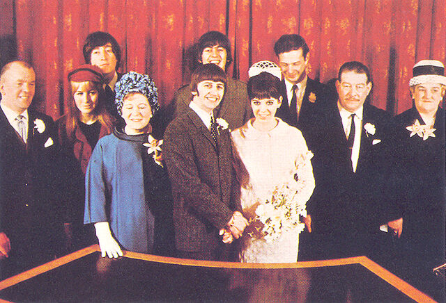 File:65 s a wedding 2.jpg