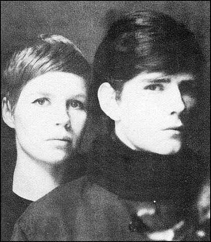 File:Stuart and Astrid.jpg