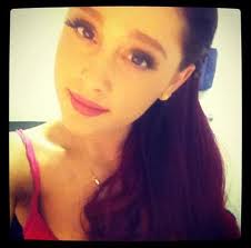 File:Ariana.jpg
