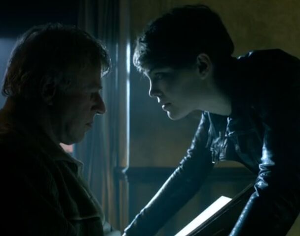 File:Alex und Captain Hatch.jpg