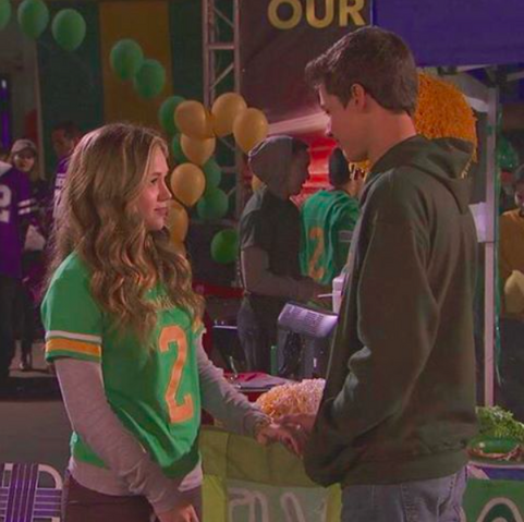 File:TailgateZella.png
