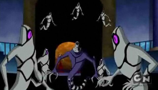 Ficheiro:642px-Fantasmas.jpg