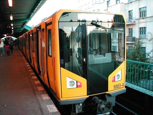 Datei:U-Bahn Berlin Baureihe Hk.jpg