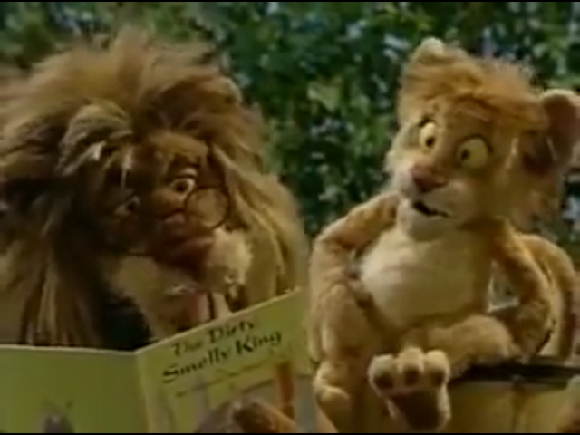 File:Lionel Naked 2.png