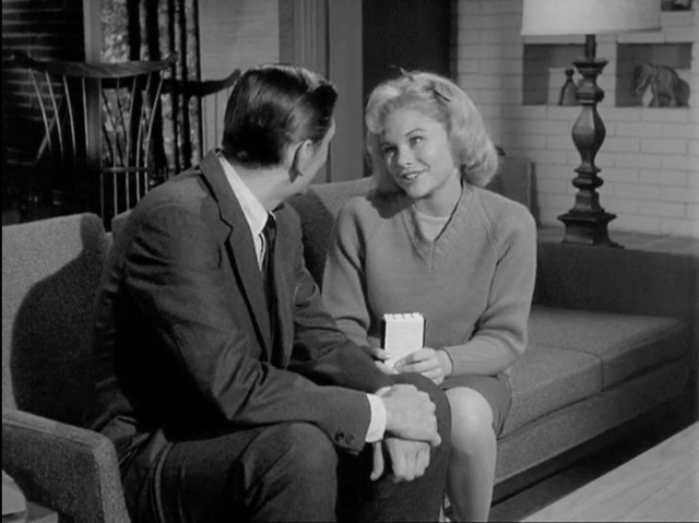File:Bewitched1x08.png