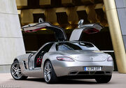 Mercedes-sls-amg 37475.jpg