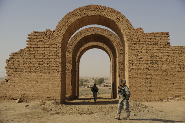 File:Asshur-Ruins.jpg