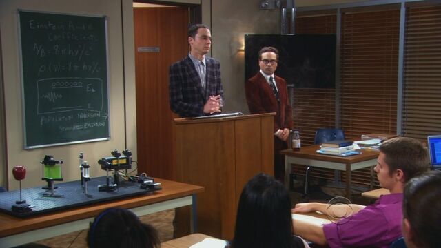 File:TheBigBangTheoryS2E6-012.jpg
