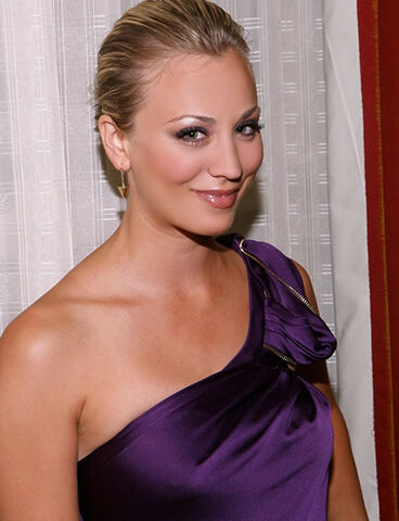 File:Kaley Cuoco1.jpg