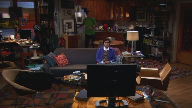 Datei:TheBigBangTheoryS2E1-229.jpg