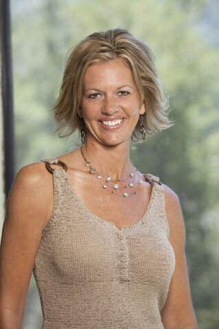 File:Shelly Moore.jpg
