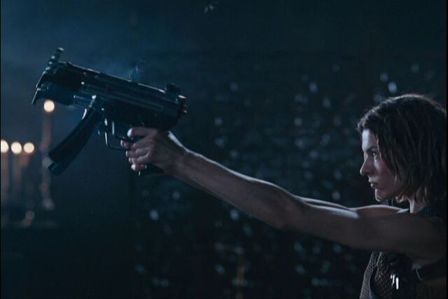 ファイル:REA MP5.jpg
