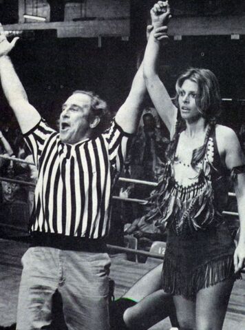 File:Jaimewrestle.jpg