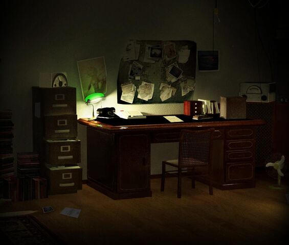 File:Box on desk.jpg